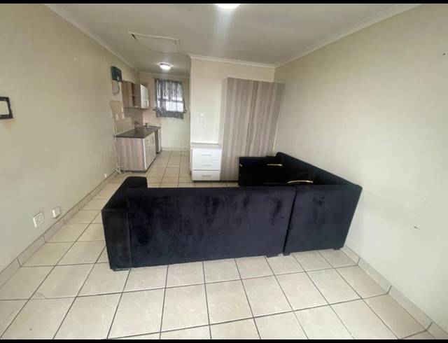 1 BEDROOM PROPERTY TO RENT IN SOUTH BEACH